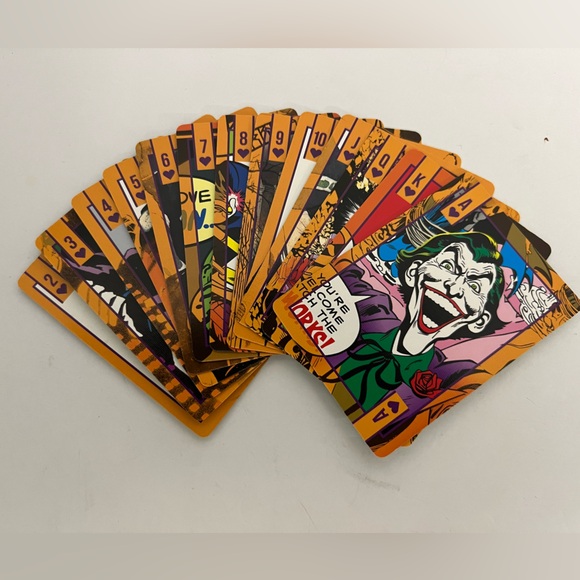 DC Comics - Heroes and Villains Playing Cards - Picture 3 of 10